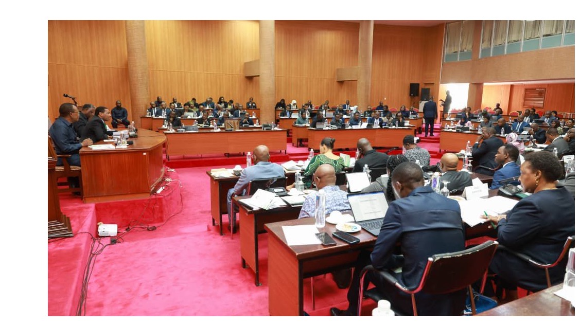 Waziri Mkuu Aongoza Kikao Kazi cha Mawaziri