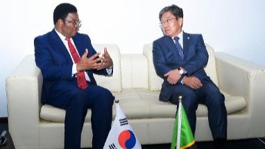 Waziri Mkuu Akutana na Makampuni ya Madini Kutoka Korea